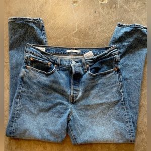 Levi’s Wedgie size 31